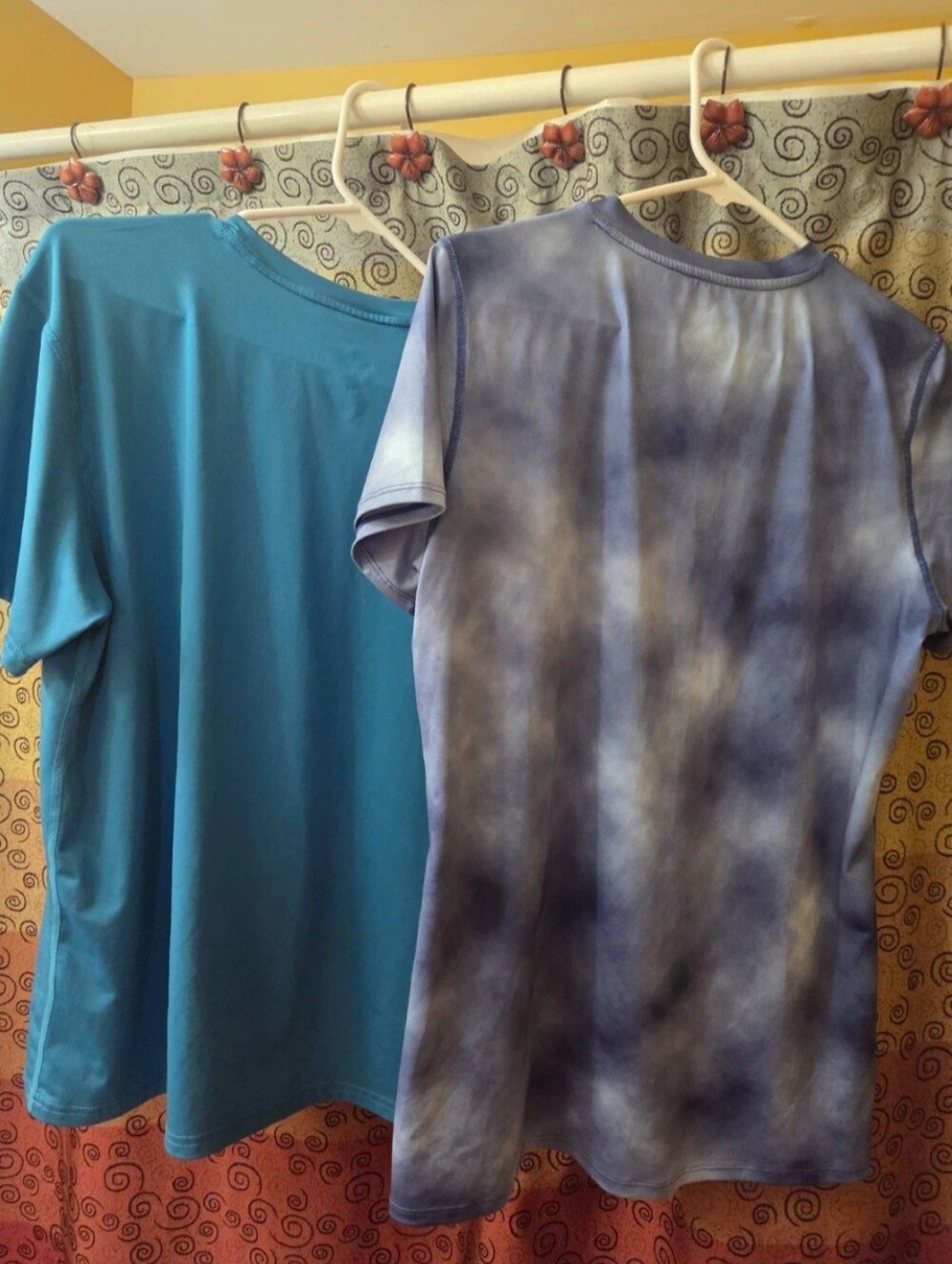 Unisex Artic Cool Tees - Short Sleeve. Size S And M But Are About The Same